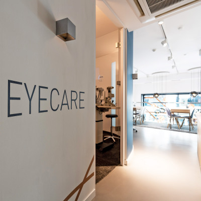 Die EYECARE Abteilung für Augenchecks auf der Galerieebene von BELLEVUE.